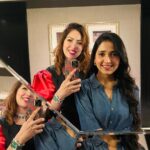 Munmun Dutta Instagram - It’s my dearest girl , my doll @afreenriaz ‘s birthday. Not only my manager but a friend and a sister is who she is to me 😘. I wish and pray that you are away from all the negative energies of life and you prosper in every way. Love you Affu 😘 To many more memories 🌹 . Let’s soar higher together ✈️ 🫶🏻😘