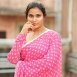 Myna Nandhini Instagram - Saree from @thorkal_couture_official camera @skmani_photography
