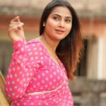 Myna Nandhini Instagram - Saree from @thorkal_couture_official camera @skmani_photography