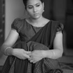 Myna Nandhini Instagram - Behind the screen @loveactiondramaofficial half saree from @ivalinmabia camera @skmani_photography