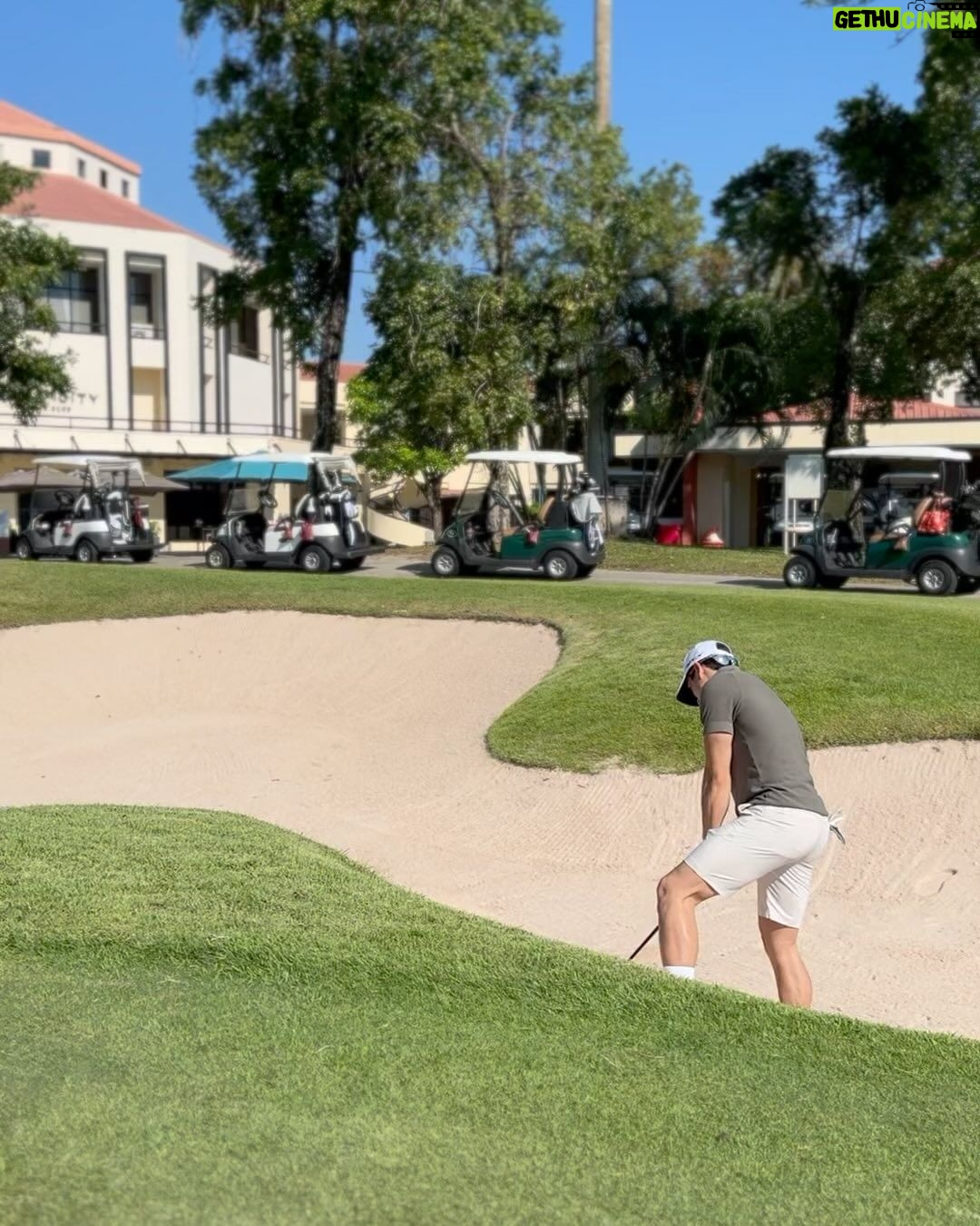Nadech Kugimiya Instagram - ⛳️ สาระไม่เน้น ตีเอาคุ้ม คุ้มค่าสนาม⛳️