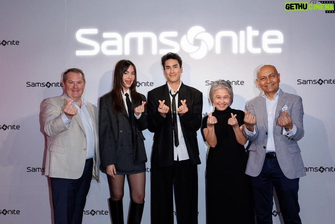 Nadech Kugimiya Instagram - Singapore destination with @samsoniteth voyaging through time. What a great experience to explore the past present n future of samsonite. #DestinationSamsonite #NadechYayaxSamsonite #SamsoniteStyledToughTH 72-13