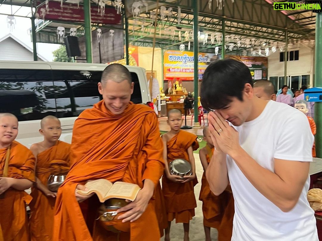 Nadech Kugimiya Instagram - สาธุกับพระพล 🙏🏼🙏🏼🙏🏼