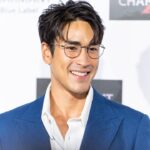 Nadech Kugimiya Instagram - 🕶️ผมเป็นคนรักการใส่แว่น เพราะแว่นตาบ่งบอกถึงตัวตน ไม่ว่าจะแว่นกันแดด แว่นสายตาของ @charmant_th เฟรมดีไซน์😎 และที่สำคัญความเบา สบาย ไม่ปวดขมับ ของวัสดุไทเทเนียมญี่ปุ่น 🇯🇵 ทดลองใส่ และหาซื้อได้แล้วที่ร้านแว่นชั้นนำทั่วประเทศ🕺🏻 #Charmant #CharmantTH #แว่นณเดชน์