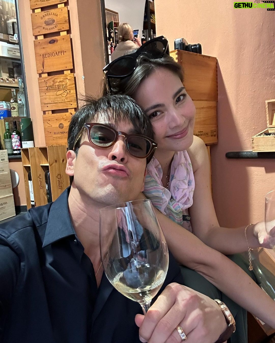 Nadech Kugimiya - 808.7K Likes - ☀️💋💃🏻🍷🧣☀️