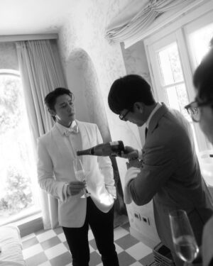 Nadech Kugimiya Instagram - 🥷🏻🥷🏻🥷🏻🤵🏻👰🏻‍♀️🥷🏻🥷🏻🥷🏻
#markimthewedding
