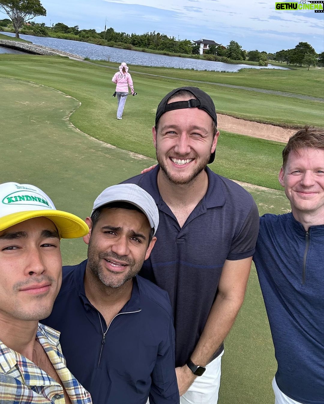 Nadech Kugimiya Instagram - ⛳️ T-Off #offthegrid