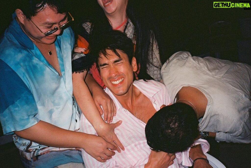 Nadech Kugimiya Instagram - A person who cries when you have a happiest laugh.A person who always there when you down af. And not a second thought to push you up higher when there a chance. A person who feel connected without a single words. A person you feel left out when they’ve been away. A person you want to share all your moments. That’s “Friends”. 🔸🔸🔸🔸🔸🔸🔸🔸 To all of you, Yaya’s friend and Barry’s friends. A Million thanks 🙏🏼 to those who were there for the best moment of our lives. And those who couldn’t make it but always got our back. That’s our Friends! 🤝🏻 we will be seeing you thru the rest of our life. #partyoctopus #snookums #hu #huhu #huhuhuhu #iloveyoubaby #blackmagic #ขอบคุณทุกคำอวยพร #ขอบคุณทุกกำลังใจ #ขอบคุณทุกคอมเม้น #ขอบคุณครับ Ravello, Amalfi Coast