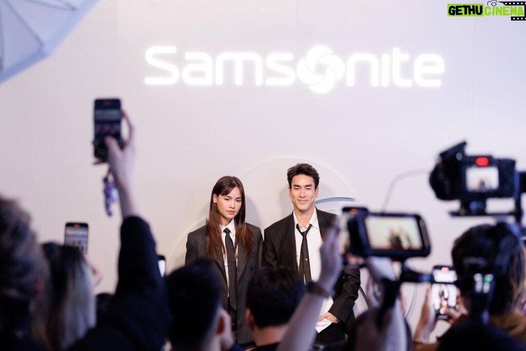 Nadech Kugimiya Instagram - Singapore destination with @samsoniteth voyaging through time. What a great experience to explore the past present n future of samsonite. #DestinationSamsonite #NadechYayaxSamsonite #SamsoniteStyledToughTH 72-13