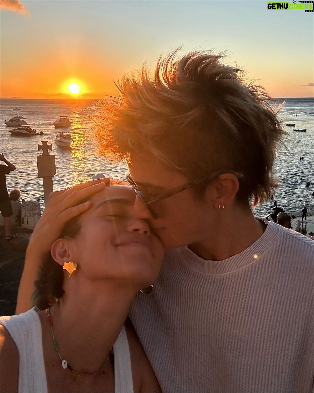 Nanda Costa Instagram - Tô sempre querendo te beijar de novo ❤️