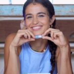 Nanda Costa Instagram - Quando junta o calor, vida corrida, estresse, má alimentação e falta de tempo, o que pode dar certo? nada neh! E vocês sabiam que isso tudo também desequilibra a nossa flora intestinal? Por isso, eu tenho @enterogerminabrasil como meu aliado nesses dias. Enterogermina restabelece e equilíbria a flora intestinal*¹. Com uma linha de produtos completa para toda a familiía ** Eu já garanti todos por aqui. É só abrir e tomar! Não precisa de água. *publicidade * Uma flora intestinal equilibrada promove um ambiente desfavorável para bactérias patogênicas, promovendo a saúde intestinal.** Este produto não deve ser consumido por gestantes, lactantes, pessoas imunocomprometidas ou pessoas acometidas de condição de saúde debilitante grave. ENTEROGERMINA®️ NÃO CONTÉM GLÚTEN. Leia atentamente o rótulo. Ref 1.Lopetuso L et al. Bacillus clausii and gut homeostasis: State of the art and future perspectives. Exp Rev Gastroenterol Hepatol 2016;10(8):943-8; Paixão e Castro, 2016. MAT-BR-2400501.