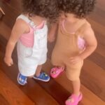 Nanda Costa Instagram - Pari as meninas mais amorosas que eu conheço! Bom dia, pessoal! Um sábado de muito amor, massagem nos pés e abraço apertado! Valeu Deus ❣️