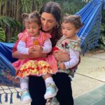 Nanda Costa Instagram - Hoje é dia de Manu! Essa minha irmã, amiga, cumadre, cantora e atriz maravilhosa. Manu é pura luz e me inspira em tudo. Desejo as melhores coisas do mundo pra você, meu amor! Obrigada por tanta presença, da melhor qualidade! Nós te amamos muito e temos muita sorte de ter você sempre pertinho! Feliz seu dia, Dinda Saúde, axé e sorte! Feliz novo ciclo! ❤️🤍 @emanuellearaujo