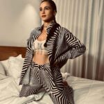 Nanda Costa Instagram - A mãe tá on! Stylist: @marifranca_ Beleza: @cami.nhante Ipanema Inn