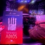 Natalia Téllez Instagram - Las cosas como el corazón…se acomodan en donde van ♥️ GRACIAS @_ivan.alain_ por este cuadro maravilloso y por tu arte que hace de este mundo un laberinto con pasajes secretos y coloridos ✨