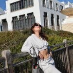 Natalie Mariduena Instagram - ringing in the new year @eladay Alys Beach