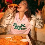 Natalie Mariduena Instagram - now servinngg vodka pasta pizza ! perfect for lunch or a late night girls night bite 💋 @doughbriks Doughbriks Pizza