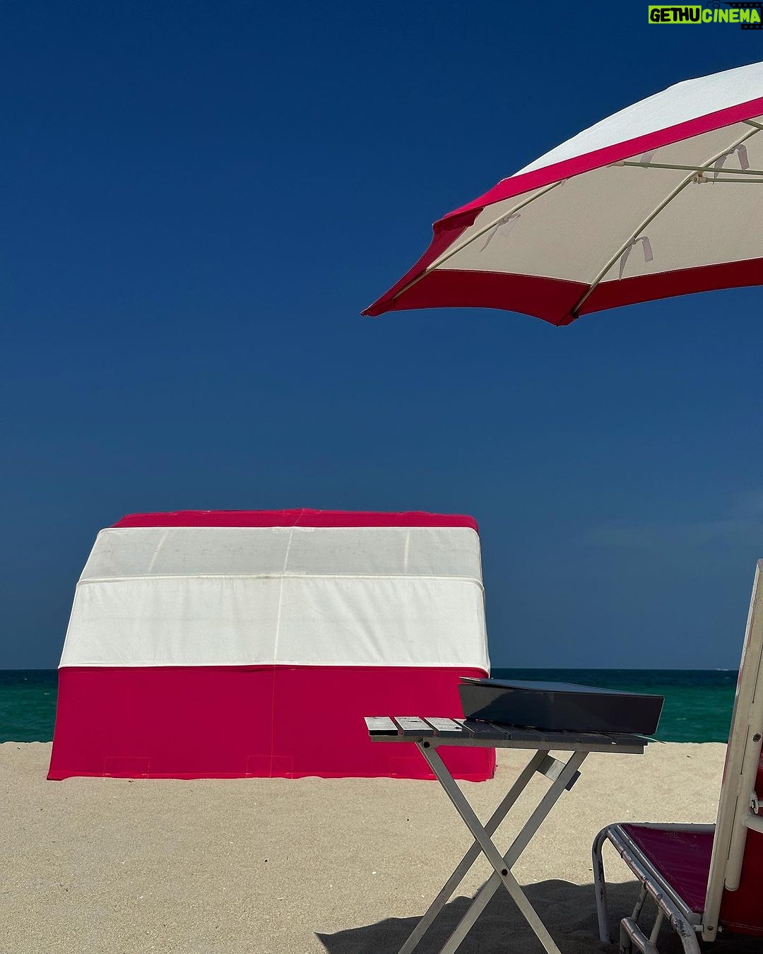 Natalie Mariduena Instagram - what more does a girl need Miami, Florida