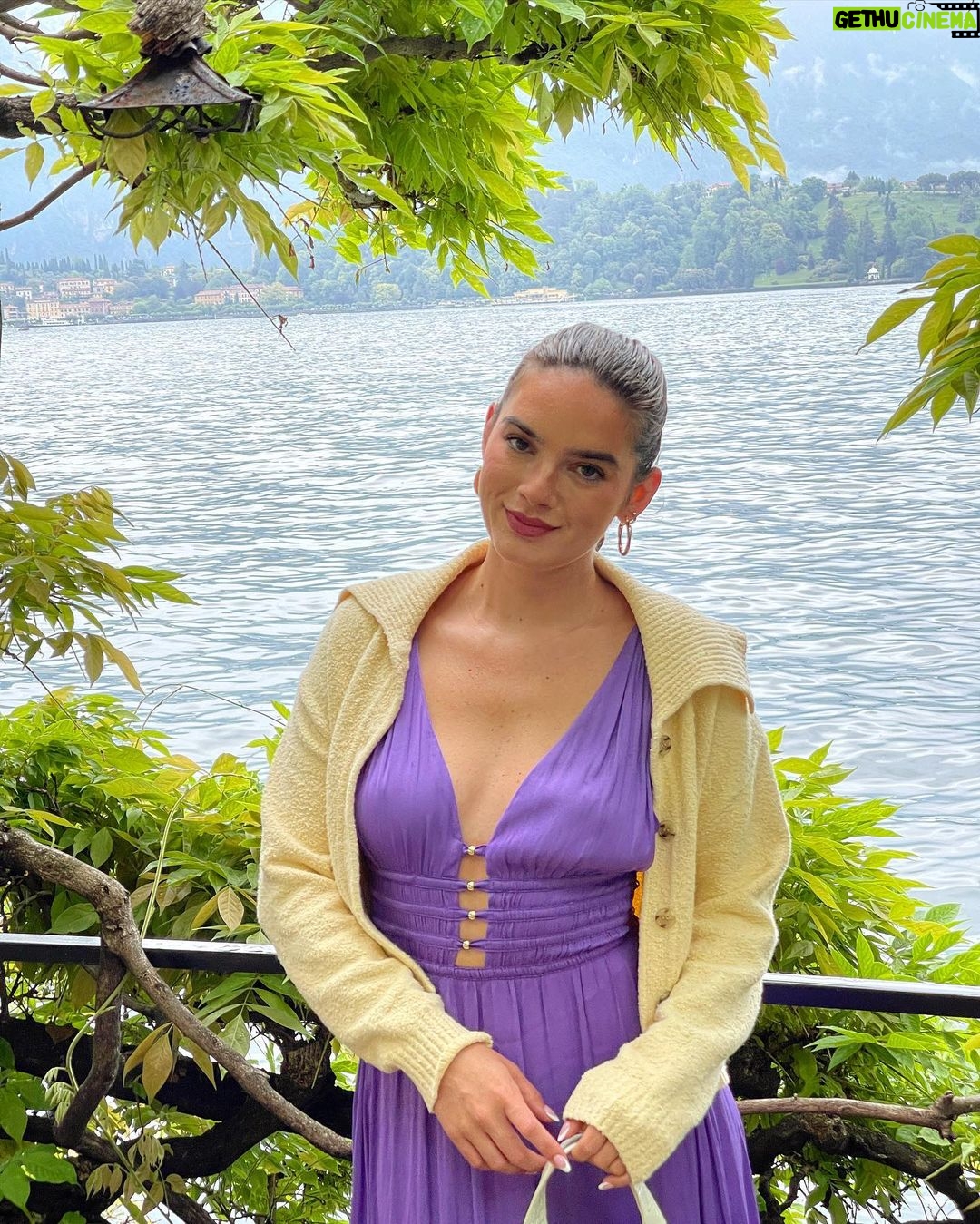 Natalie Mariduena Instagram - 📍🇮🇹 Lago di Como