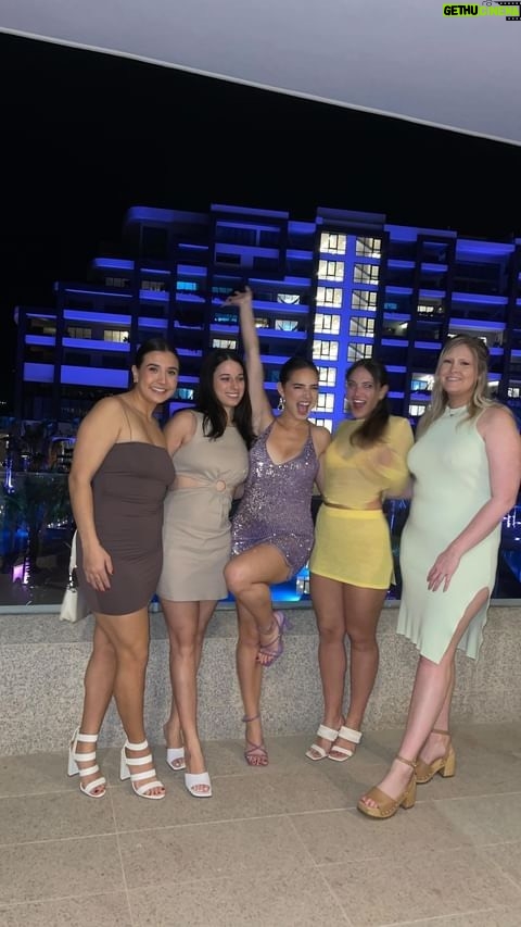 Natalie Mariduena - 89.4K Likes - 💜💜