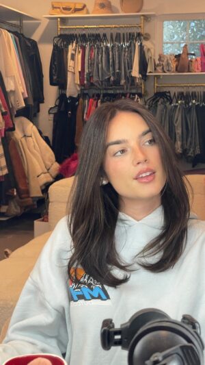 Natalie Mariduena Instagram - shes baaack !!!