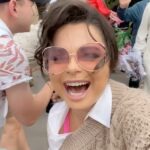 Natalya Korolyova Instagram - Драйв! Если он есть это говорит о балансе и гармонии внутри себя !!! Хочу передать вам частичку драйва от нашей шумной компании !!! Спасибо Вика @vshelyagova за чудесный круиз !!! #💋#друзья #лето #река