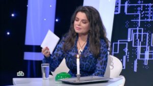 Natalya Korolyova Instagram - О жизни, о семье, о дружбе и … 
Уже в эти выходные зрители передачи «Секрет на миллион» @secretnamillion_ntv станут свидетелями очень непростого и откровенного для меня диалога с  Лерой @leratv Жизнь каждого из нас богата на события, казалось бы так и должно быть, только вот события эти - разные. Но для каждого из нас они важны.В этой программе затронуты очень жизненные истории , услышав их, кто-то улыбнётся, кто-то разделит со мной грусть, а кто-то откроет для себя что-то новое, будут и праведники, которые обязательно осудят. Ведь мы обсудили самые разные, но важные для жизни каждого вопросы - о жизни, об отношениях в семье, умении быть гибкими и дорожить друг другом; о друзьях и предательстве, о родительстве и взрослении детей. 
Мой зритель всегда ценил мою искренность. И мне было очень сложно принять решение - отвечать на главный вопрос программы или нет, стоит этим делиться или нет… но сердце мне подсказало ответ, а какой он - вы узнаете совсем скоро. Смотрите «Секрет на миллион» в эту субботу на @ntvru #наташакоролева #секретнамиллион #символюности #любовь #семья