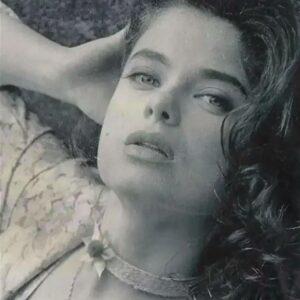 Natalya Korolyova Instagram - А вы помните меня такой? #наташакоролева #90е