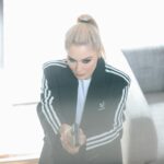 Natalya Rudova Instagram - «Жизнь по вызову 2»🎬 Всем спасибо , сьемки закончились🎬🐈‍⬛ Не могу не поделиться этими шикарными кадрами.