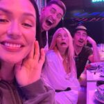 Natalya Rudova Instagram - Это было феерично! Не хочется писать много, вы сами все видели и понимаете!😉 Спасибо каналу @tnt_online , всем продюсерам и всем кто делал это шоу “Выжить в Дубае»🩷 Я все👌 Но больше всего спасибо моим «Бесславным Верблюдкам»!!!! Вы лучшая команда на планете!❤️❤️❤️❤️Люблю! Dubai, United Arab Emirates