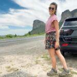 Nathalia Arcuri Instagram – Chapada Diamantina, aí vou eu!

Depois daquele perrengue com o carro que acabou com meus planos em janeiro, finalmente estou aqui e pronta para explorar todas as maravilhas desse lugar.

Sabe por que tem esse nome? Por causa da corrida por diamantes lá no século XIX. “Chapada” quer dizer “meseta”, tipo um planalto, e “Diamantina” é por conta dos diamantes.

Já tô ansiosa pelas paisagens de tirar o folêgo.

Quem mais vai curtir essas aventuras junto comigo? Comenta aí com um 💜