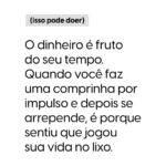 Nathalia Arcuri Instagram - Você trabalhou (E NÃO FOI FÁCIL) para ganhar cada centavo que está hoje na sua carteira ou conta bancária. É esse dinheiro que vai comprar o que é necessário para o seu dia a dia, além de ajudar a construir os seus sonhos. Então faz sentido esquecer COMO ele foi parar em suas mãos ou sobre como foi suado ganhá-lo? Cada centavo é fruto do SEU ESFORÇO.  “Só se vive uma vez”, “Não vou levar pro caixão” e pensamentos similares, são atitudes que te fazem jogar no lixo o tempo de vida gasto para ganhar dinheiro e o seu valor profissional, que custou o que você tem em mãos hoje. Use com inteligência. Marque aqui uma pessoa inteligente que precisa ter essa visão, assim como você! 😉