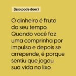 Nathalia Arcuri Instagram - Você trabalhou (E NÃO FOI FÁCIL) para ganhar cada centavo que está hoje na sua carteira ou conta bancária. É esse dinheiro que vai comprar o que é necessário para o seu dia a dia, além de ajudar a construir os seus sonhos. Então faz sentido esquecer COMO ele foi parar em suas mãos ou sobre como foi suado ganhá-lo? Cada centavo é fruto do SEU ESFORÇO.  “Só se vive uma vez”, “Não vou levar pro caixão” e pensamentos similares, são atitudes que te fazem jogar no lixo o tempo de vida gasto para ganhar dinheiro e o seu valor profissional, que custou o que você tem em mãos hoje. Use com inteligência. Marque aqui uma pessoa inteligente que precisa ter essa visão, assim como você! 😉