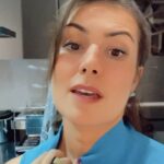 Nathalia Arcuri Instagram - Quantas mulheres você conhece que dependem da renda do marido? Não existe certo ou errado nessa escolha. O que existe é a necessidade URGENTE de falarmos sobre a autonomia financeira seja qual for a solução escolhida pelo casal para lidar com o dinheiro. Trouxe dos Stories para o Feed porque muita gente pediu. Espero abrir conversas e ajudar da maneira possível. Espalha se pensar em alguém que possa estar precisando desse toque. 😘