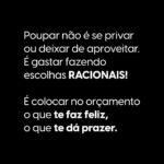 Nathalia Arcuri Instagram - Repete até entrar na sua cachola👆 Quem dera se a magia existisse e tudo na vida financeira se resolvesse com um estalar de dedos 🔮 Mas, não existe magia, existe planejamento e é ele que vai fazer com que a mágica aconteça na sua vida financeira, acompanha o meu raciocínio👇 Em primeiro lugar: NUNCA deixe de fazer o que te faz feliz e que esteja dentro das possibilidades. Não dá pra ter tudo no presente (ou pra ontem), mas dá pra ter tudo no tempo certo com planejamento. Muita gente acha que o ato de gastar é ligado somente ao dinheiro em si, mas isso não é verdade, a ação de gastar envolve outros aspectos da nossa vida e que não são racionais. E é só entendendo quais são os seus impulsos que você vai conseguir mudar essa chave e usar seu dinheirinho suado com sabedoria. Comece exercitando os seguintes passos: ✅Identifique seus valores pessoais: status, conforto, família, liberdade; ✅Pratique o autoconhecimento: entenda seus gostos, costumes e gatilhos; ✅Faça uma selfie financeira, entendendo onde está gastando mais do que deve e onde pode cortar; ✅Faça os boletos das suas metas e se comprometa a pagar mensalmente; ✅Viva dois degraus abaixo do seu limite financeiro; ✅Volte no começo da lista e repita os passos quantas vezes forem necessárias. Simples de entender? Sim. Fácil de executar? Nem tanto. Vai exigir muita dedicação, planejamento e prática pra que você reveja sua relação atual com o dinheiro. Essa é só uma parte da metodologia que eu criei e aperfeiçoei ao longo dos últimos 8 anos. E logo mais, tá chegando a escola virtual da desf*dência pra te ajudar a colocar as suas finanças nos trilhos de uma VEZ POR TODAS #vemaí