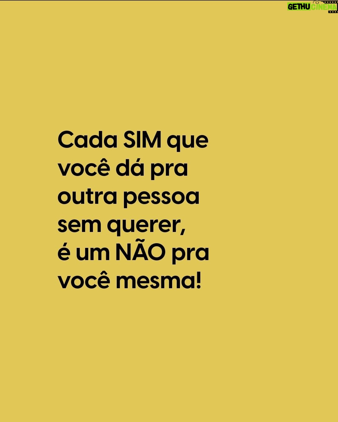 Nathalia Arcuri Instagram - Chega aqui e me conta: alguma vez você colocou sua vontade em segundo plano, priorizando necessidades alheias? Cartão de crédito emprestado, baladas com os amigos, presentes, pedidos… Nos ensinaram que era legal fazer favores ou que não é algo bom recusar ajudar alguém. Mas não nos ensinaram que não podemos nos esquecer completamente para priorizar o outro, seja quem for. Um NÃO pode fortalecer relações, trazer maturidade, estreitar laços. Um SIM, mesmo que mais fácil no momento, pode levar a situações prejudiciais para ambos (que relação não fica estremecida, por exemplo, com um empréstimo não pago?). Quem aprende a dizer NÃO, diz um grande SIM pra sua liberdade. Chama aqui nos comentários alguém pra se libertar da “culpa do não”.