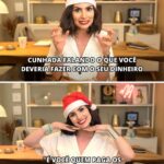 Nathalia Arcuri Instagram - O NATAL VEM VINDO…E AS TRETAS TAMBÉM! Mas, pra toda treta, tem uma resposta Nath pistola pra você dar. 😎 Se você nesse último ano, saiu do grupo de Whatsapp da família ou foi embora de algum almoço por divergência de opiniões, tenho uma notícia: A ceia de Natal vem aí. Além de só entrar em Amigo Invisível com orçamento estabelecido e respeitar o orçamento (por favor!), pega essa lista de respostas das MENTES MAIS DESF*DIDAS DO BRASIL. É pra tá na ponta da língua na hora da ceia, ein? Comenta aqui uma resposta afiada pras Me Poupeiras! e Me Poupeiros! se inspirarem nessa Noite Feliz 🎄👇 Terra Da Uva Passa