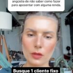 Nathalia Arcuri Instagram - Essa é uma chamada pra você pegar na minha mão e de outras tantas que já conhecem o paraíso da autonomia financeira. Ter conhecimento sobre o dinheiro, como ele pode trabalhar pra você, te libertar de amarras e transformar seu futuro é a chave pra viver uma vida mais leve e segura. O caminho nunca vai ser fácil, mas você pode começar por aqui, tomando consciência do que não está deixando você seguir e aprendendo como mudar esse cenário🫰 Agora falta MUITO pouco pra escola virtual da desfudência se tornar se tornar realidade com a missão de levar pra você educação financeira de qualidade do jeito mais leve, organizado e divertido possível. Vem aí, em ABRIL, o Me Poupe+💜