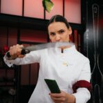 Nathalie Odzierejko Instagram - Un épisode spécial @topchefm6 est sorti sur ma chaîne à l’occasion des 15 ans de l’émission et de la nouvelle saison qui reprend le 13 mars ! J’espère que cette vidéo va vous régaler 🧑🏻‍🍳 Merci aux copains @maghla_ @shera @melococo @maxence et @jeromeniel d’avoir participé ! Merci à @stephanerotenbergofficiel d’avoir animé la plateau ! Et merci à nos chefs de brigade @justine_piluso et @danny_khezzar ❤️ Merci à notre jury d’exception @louloukitchen_ @osanchaise @mohamedcheikh_ @victmercier ✨ Et enfin merci à @hdrngnst pour la réal et le montage de ce gros projet !! Le rendu est fou ! nb: Alain est le roi de la pomme de terre incontesté. Photos @pierreaudric