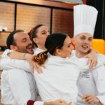 Nathalie Odzierejko Instagram - Un épisode spécial @topchefm6 est sorti sur ma chaîne à l’occasion des 15 ans de l’émission et de la nouvelle saison qui reprend le 13 mars ! J’espère que cette vidéo va vous régaler 🧑🏻‍🍳 Merci aux copains @maghla_ @shera @melococo @maxence et @jeromeniel d’avoir participé ! Merci à @stephanerotenbergofficiel d’avoir animé la plateau ! Et merci à nos chefs de brigade @justine_piluso et @danny_khezzar ❤️ Merci à notre jury d’exception @louloukitchen_ @osanchaise @mohamedcheikh_ @victmercier ✨ Et enfin merci à @hdrngnst pour la réal et le montage de ce gros projet !! Le rendu est fou ! nb: Alain est le roi de la pomme de terre incontesté. Photos @pierreaudric