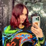 Nathalie Odzierejko Instagram - Nouvelle coupe, nouvelle couleur dans mon propre salon 🥹🫧 merci à ma merveilleuse team, j’ai trop de chance de vous avoir à mes côtés !