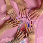 Nathalie Odzierejko Instagram – La plus grande compétition ongulaire au monde est de retour et c’est disponible sur ma chaîne 💅 quel bonheur de vous partager ce 2eme épisode avec les queens @gaellegd et @shera le tout dans un format upgradé ! Dites moi si ça vous a plu, j’ai hâte d’avoir vos retours !
(Lien dans ma bio)