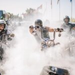 Nathalie Odzierejko Instagram - Entre tapis rouge et sortie moto en gang, ce we à Deauville était improbable 🏍️✨ Merci les copains de la @villaschweppes pour l’invitation et ces souvenirs dingo! 𝘊𝘰𝘭𝘭𝘢𝘣𝘰𝘳𝘢𝘵𝘪𝘰𝘯 𝘯𝘰𝘯 𝘳𝘦́𝘮𝘶𝘯𝘦́𝘳𝘦́𝘦 Deauville, France
