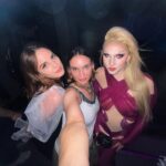 Nathalie Odzierejko Instagram - Une saison LÉ-GEN-DAIRE✨ Qui a suivi @dragrace_france saison 2? Qui étaient vos chouchoutes?! J’avoue avoir découvert seulement cette année et je suis devenue complètement fan… j’ai commencé à regarder sur mon canapé, puis j’ai été à des viewing party, j’ai eu ensuite la chance folle d’assister à l’enregistrement de la finale au Grand Rex et puis finalement j’ai assisté au couronnement de la reine hier! Quelle folie! Je suis complètement fascinée par leur créativité et leur talent. Que des reines 💕💕💕💕💕 YOYO - Palais de Tokyo
