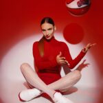 Nathalie Odzierejko Instagram - Merci de m’avoir donné carte blanche (et rouge) pour ces nouvelles baskets Astroloubi @louboutinworld ❤️🤍 #ChristianLouboutin Collaboration commerciale