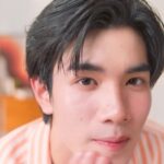 Nattawat Jirochtikul Instagram - ได้ลองกันหรือยังคับ? กันแดดเมอร์ซี่ @merci_skincare มีใครเป็นเหมือนโฟร์ทบ้าง ใช้ประจำทุกวัน วันนี้โฟร์ท มาทาให้ดูแบบชัดๆซูมใกล้ๆเลยนะครับ มัมหมีคนไหนอยากให้โฟร์ทปกป้องรีบหามาใช้กันนะครับ ที่7-11 ทุกสาขาคับ #กันเเดดเมอร์ซี่ #ปกป้องผิวฟีลแฟน #เหมือนมีโฟร์ทปกป้องทุกวัน