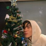 Nattawat Jirochtikul Instagram - Merry Christmas 🎁🎄