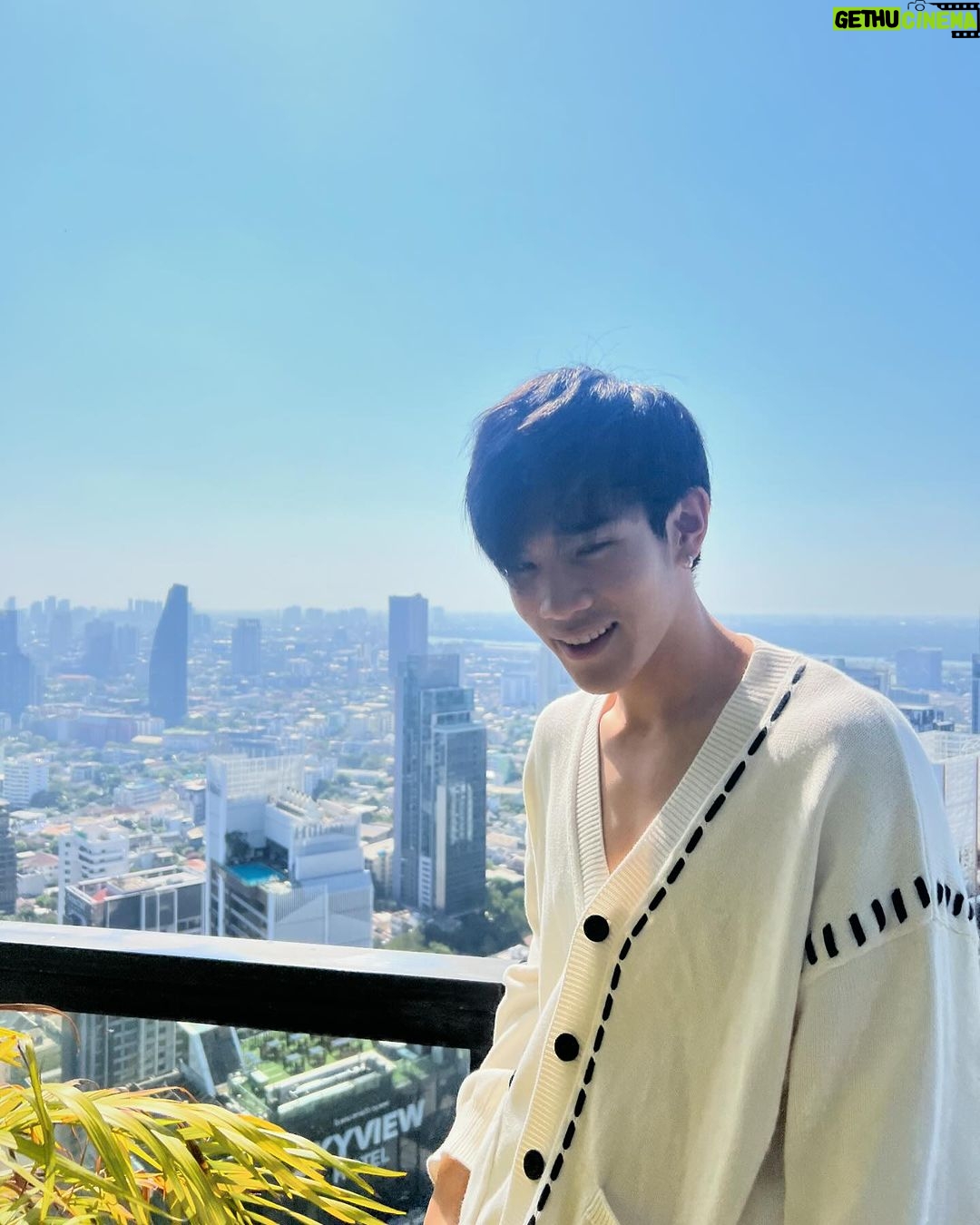 Nattawat Jirochtikul Instagram - Morning