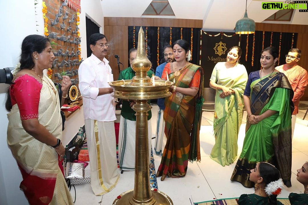 Navya Nair Instagram - Grateful as Maathangi celebrates its 1st anniversary! Thank you, Almighty, for this memorable moment. Here’s to a journey dedicated as an institution that serves as an eye-opener, guiding students towards the realm of art. 🎓🙏 #MaathangiAnniversary #EducationExcellence” #bharatanatyam #danceislife #mystudents