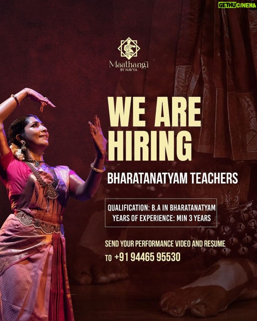 Navya Nair Instagram - Calling all Bharatanatyam dancers! Join our team and let your talent shine on stage with us. Apply now! #hiring #bharathanatyam #dancer #dancelife